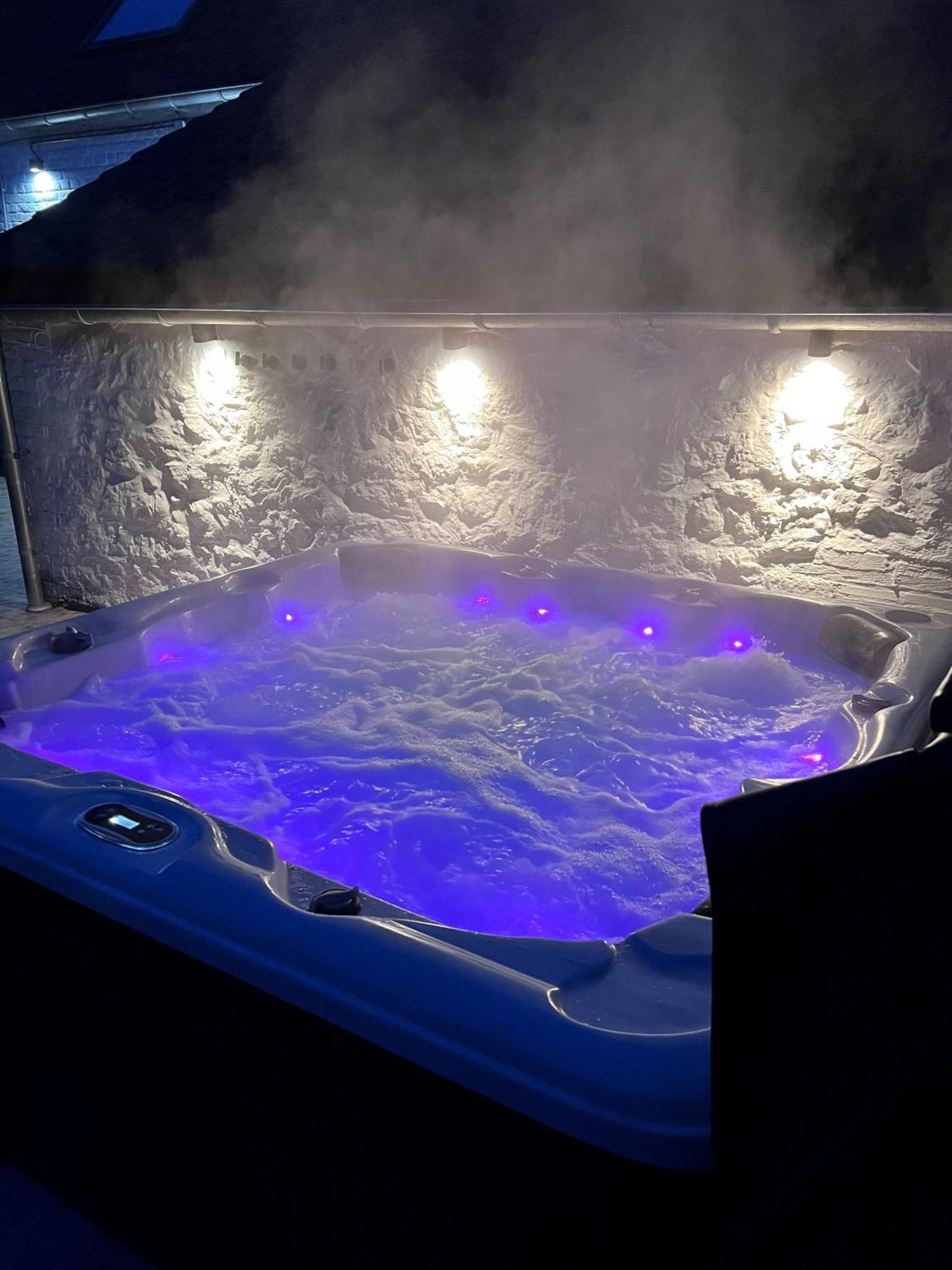 Gite Rubis - Jacuzzi - Pairi Daiza - 6 Pers Брюжлет Экстерьер фото